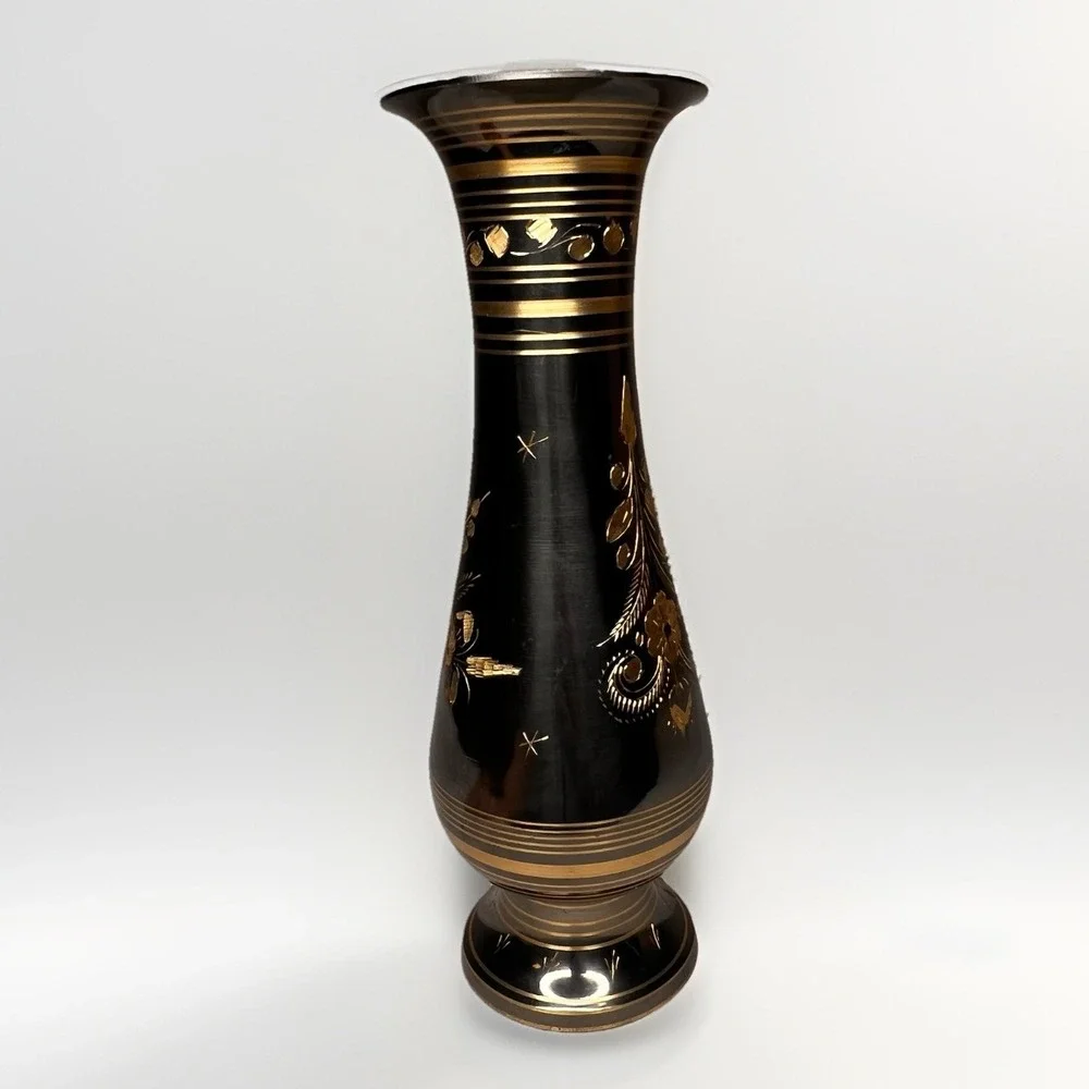 Vintage Black Glass Vase Gold Floral Etched Decor‎ 9